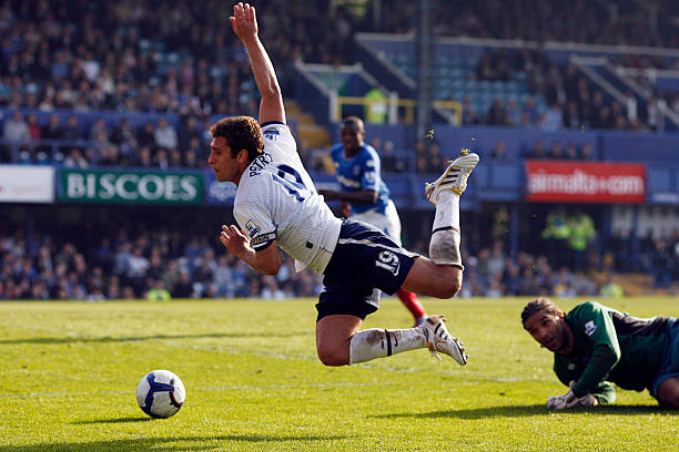 内崭露头角 内崭露头角